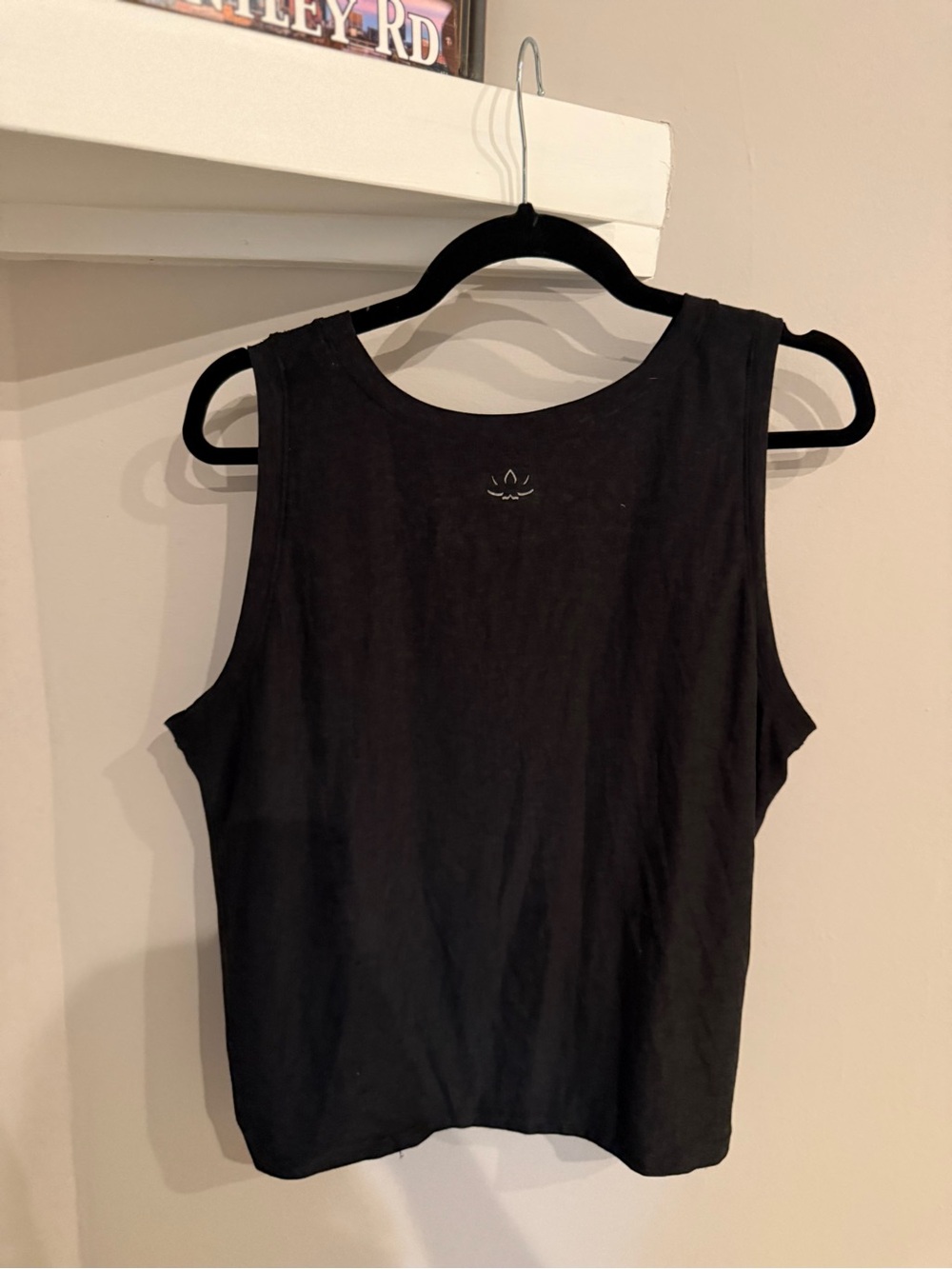 Beyond Yoga Black Sleeveless Tank Top with Subtle Logo